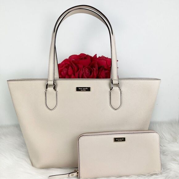 🍓 Kate Spade tote with wallet set 🍓 - Picture 1 of 4